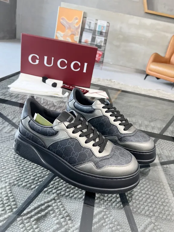 Gucci Shoe 